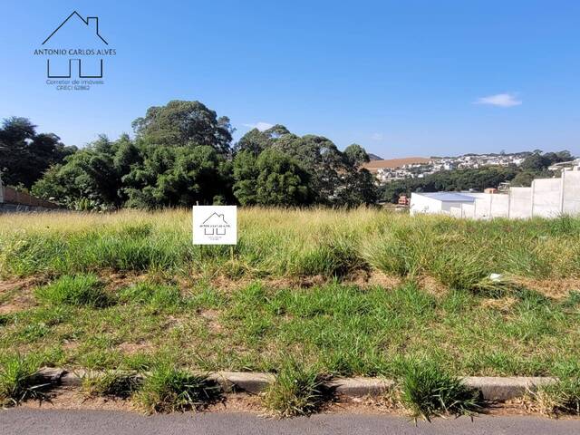 Venda em Lagos de Santa Helena - Bragança Paulista