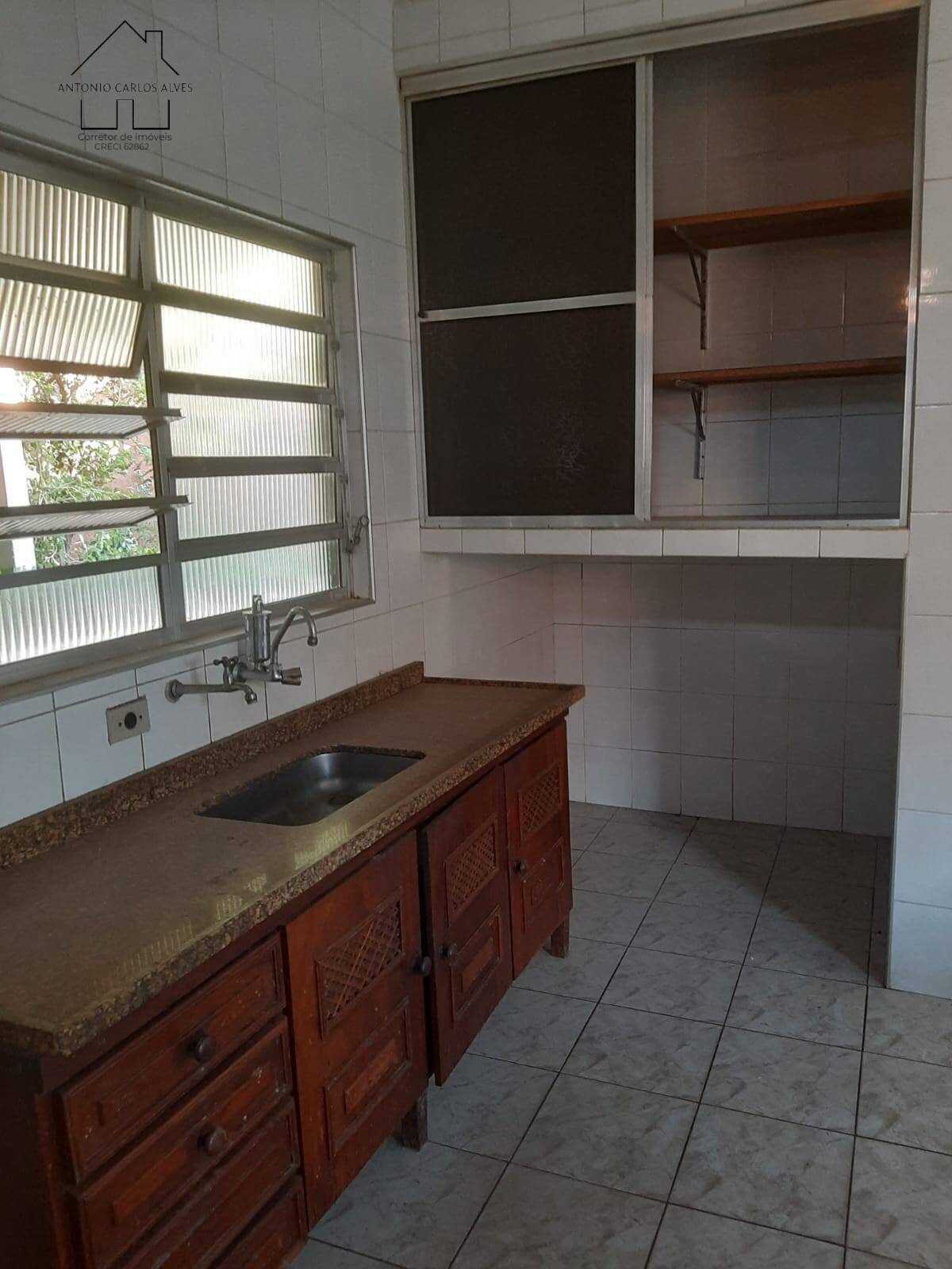 Casa à venda com 3 quartos, 132m² - Foto 11