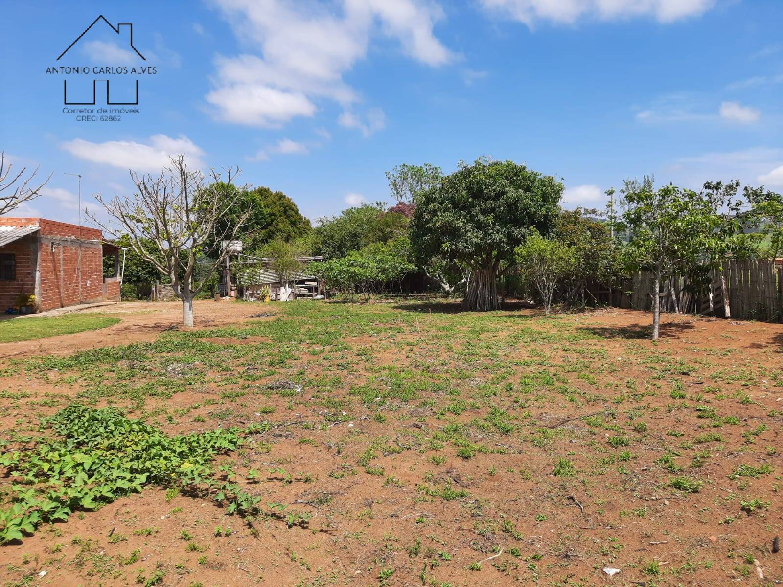 Fazenda à venda com 2 quartos, 128m² - Foto 13