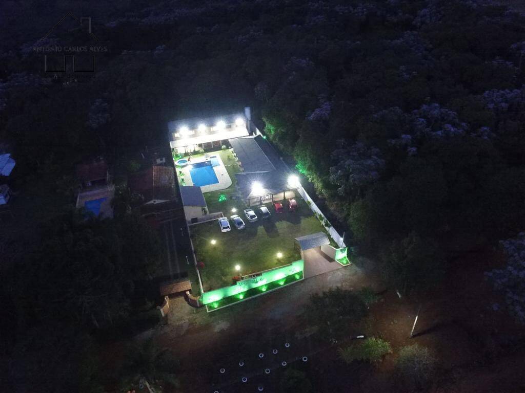 Fazenda à venda com 8 quartos, 600m² - Foto 4