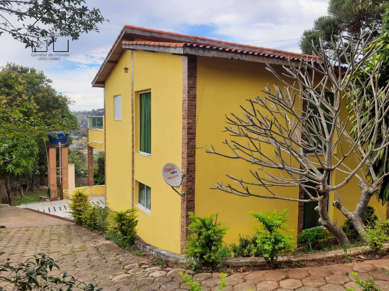 Fazenda à venda com 3 quartos, 281m² - Foto 2