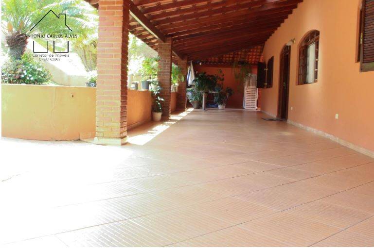 Fazenda à venda com 3 quartos, 260m² - Foto 4