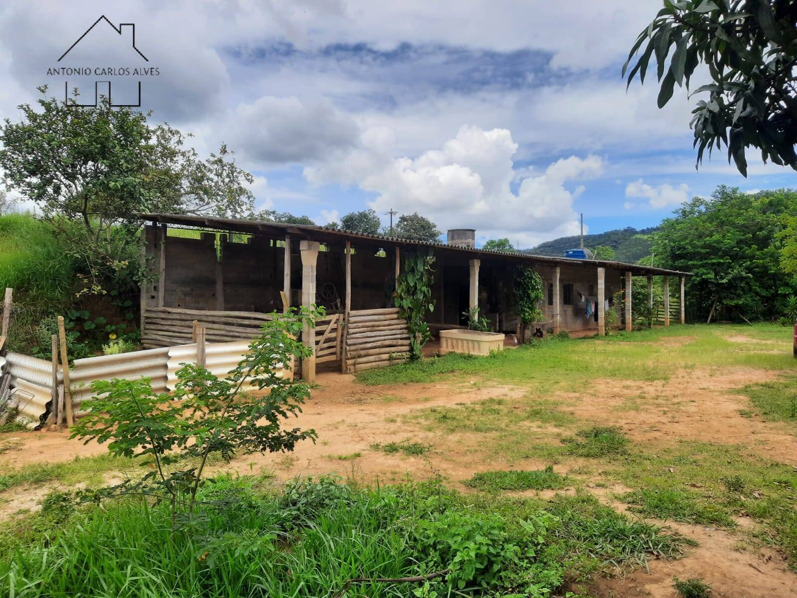 Fazenda à venda com 3 quartos, 240m² - Foto 35