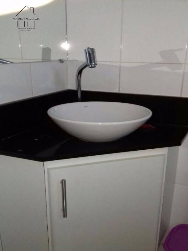 Apartamento à venda com 2 quartos, 65m² - Foto 9