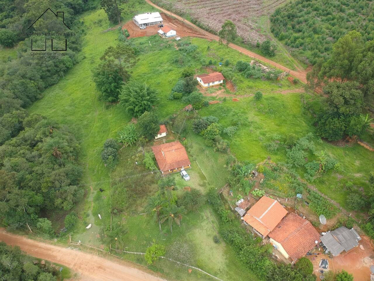 Fazenda à venda com 6 quartos, 180m² - Foto 32