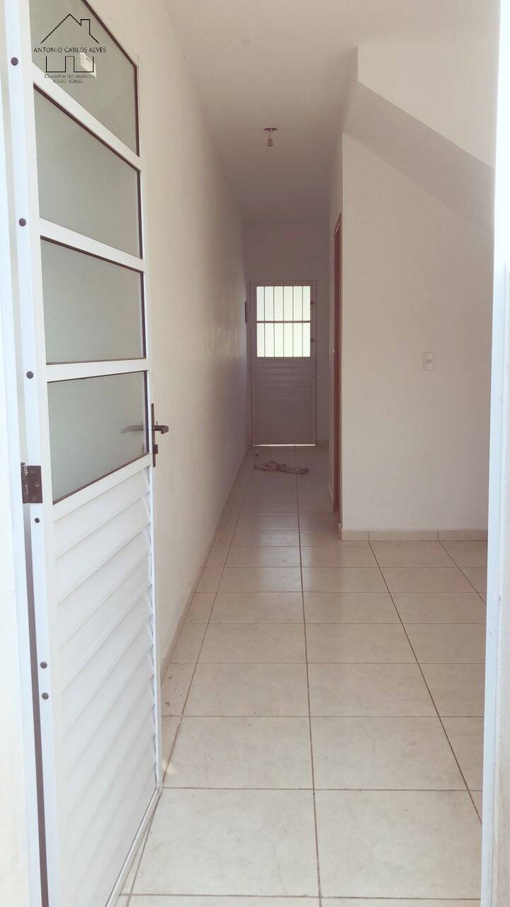 Casa à venda com 2 quartos, 54m² - Foto 17