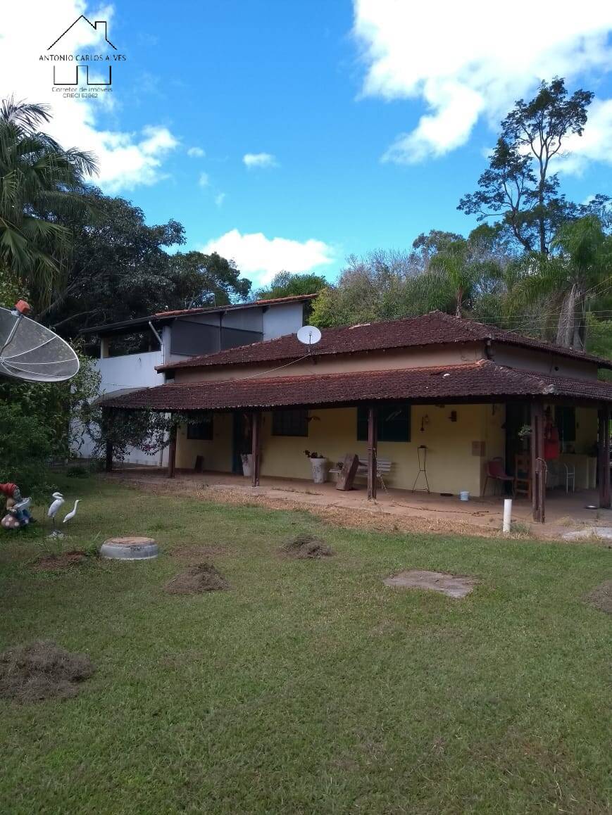 Fazenda à venda com 2 quartos, 192m² - Foto 2