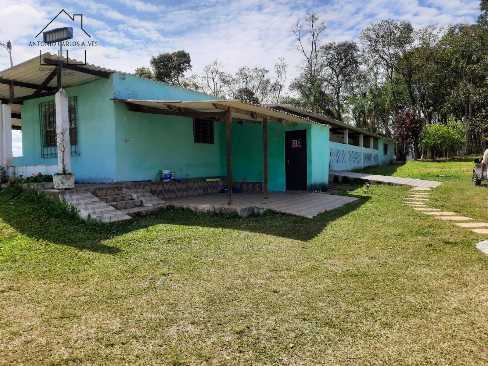 Fazenda à venda com 4 quartos, 1000m² - Foto 3