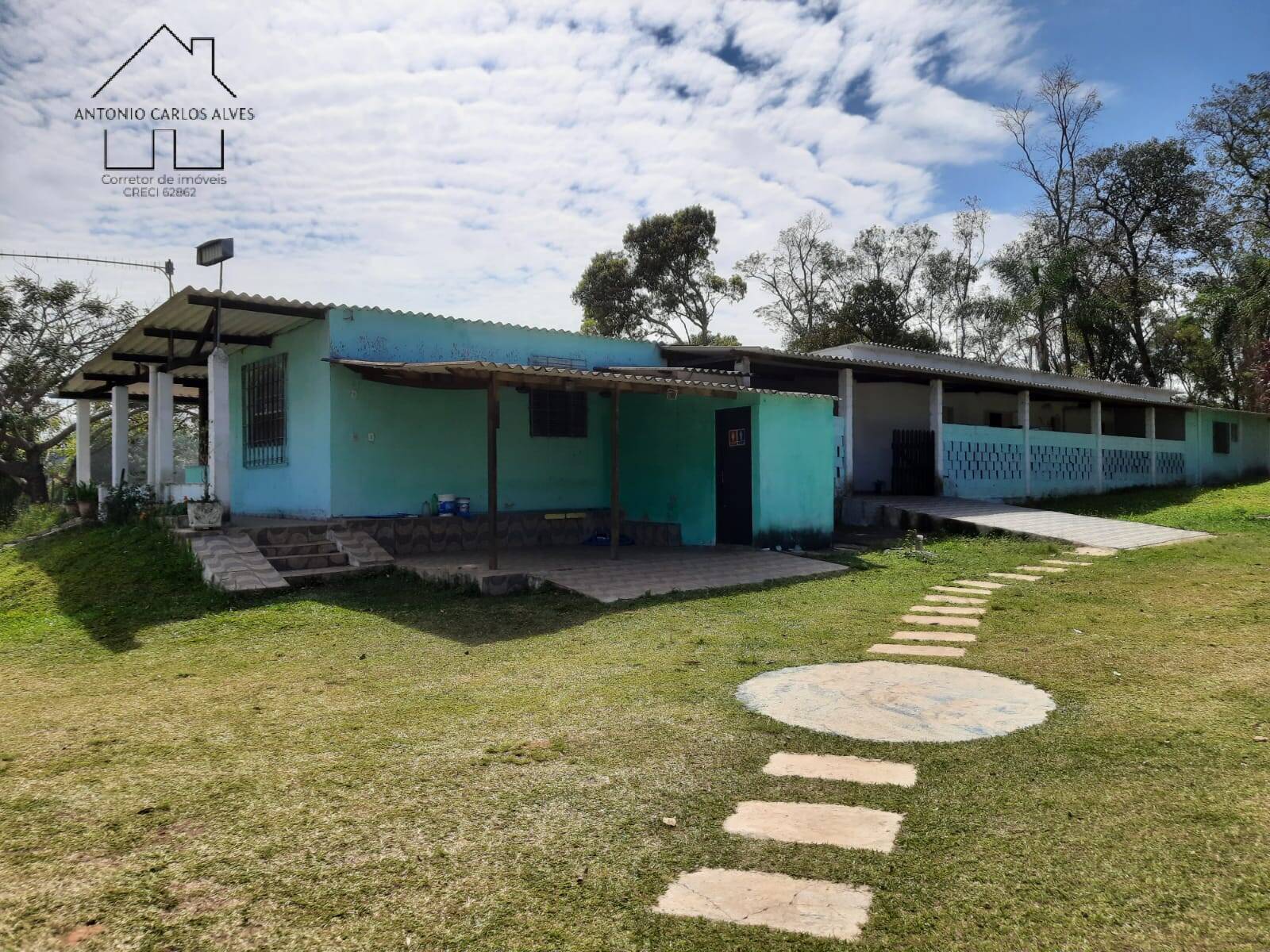 Fazenda à venda com 4 quartos, 1000m² - Foto 2