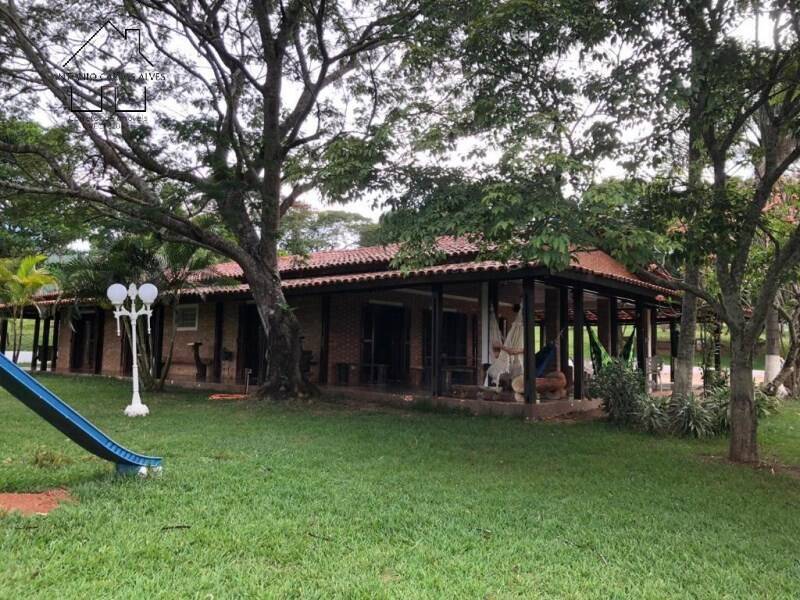 Fazenda à venda com 13 quartos, 1000m² - Foto 3