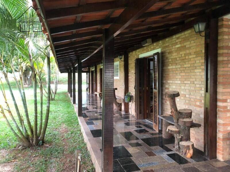 Fazenda à venda com 13 quartos, 1000m² - Foto 21