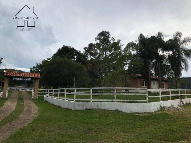 Fazenda à venda com 13 quartos, 1000m² - Foto 28