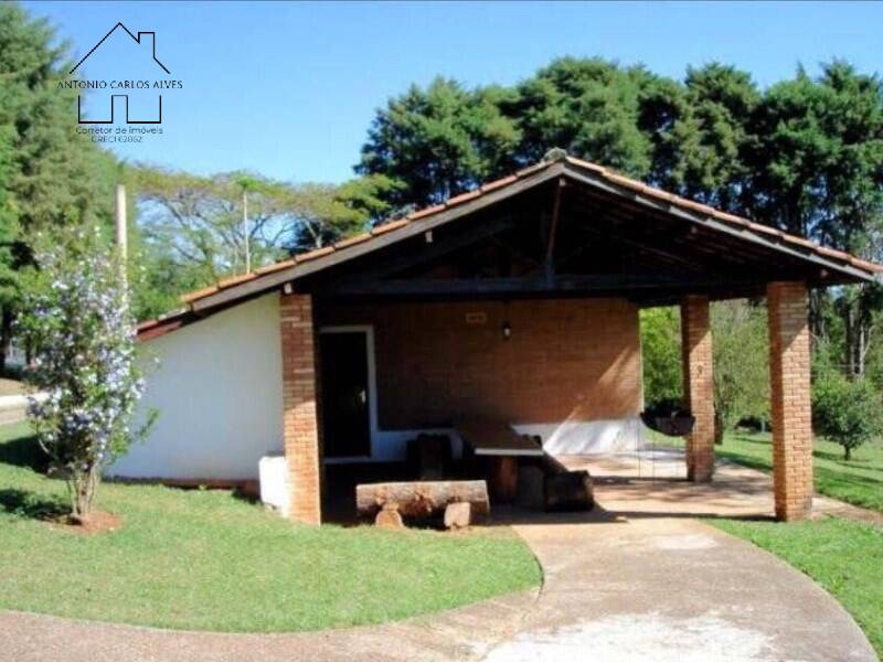 Fazenda à venda com 13 quartos, 1000m² - Foto 27