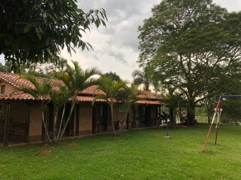 Fazenda à venda com 13 quartos, 1000m² - Foto 2