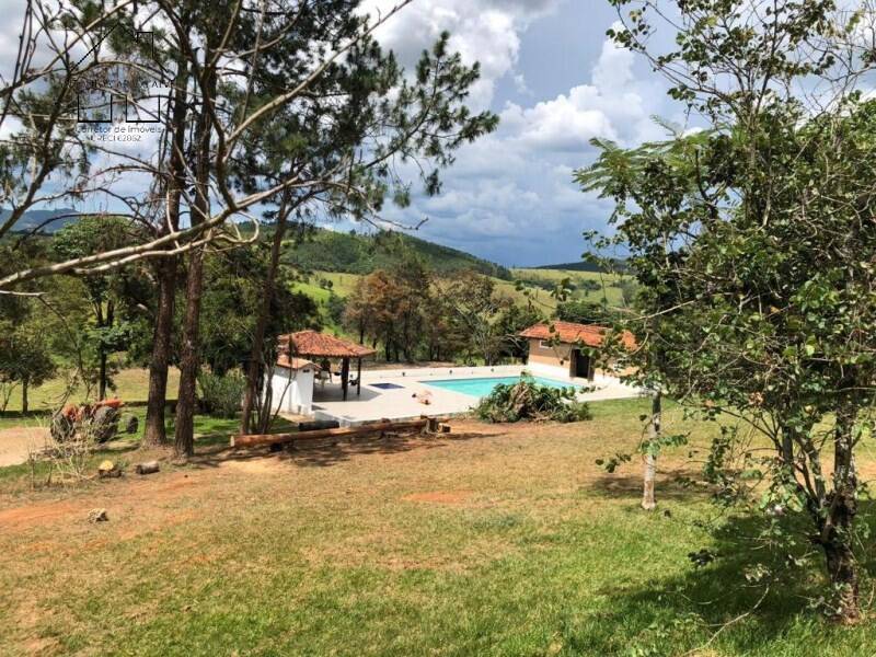 Fazenda à venda com 13 quartos, 1000m² - Foto 43