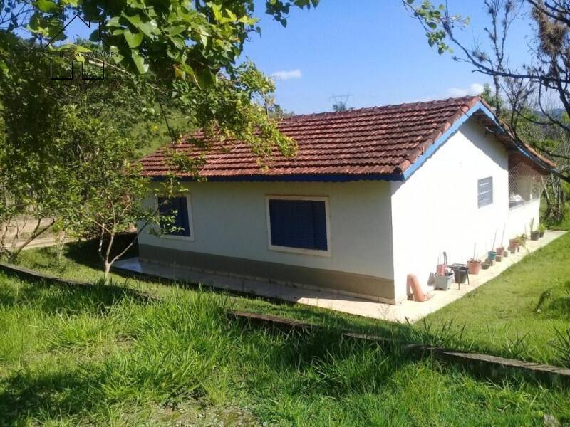 Fazenda à venda com 2 quartos, 75m² - Foto 2