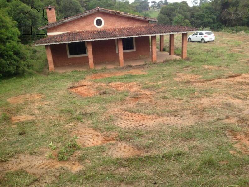 Fazenda à venda com 3 quartos, 350m² - Foto 4