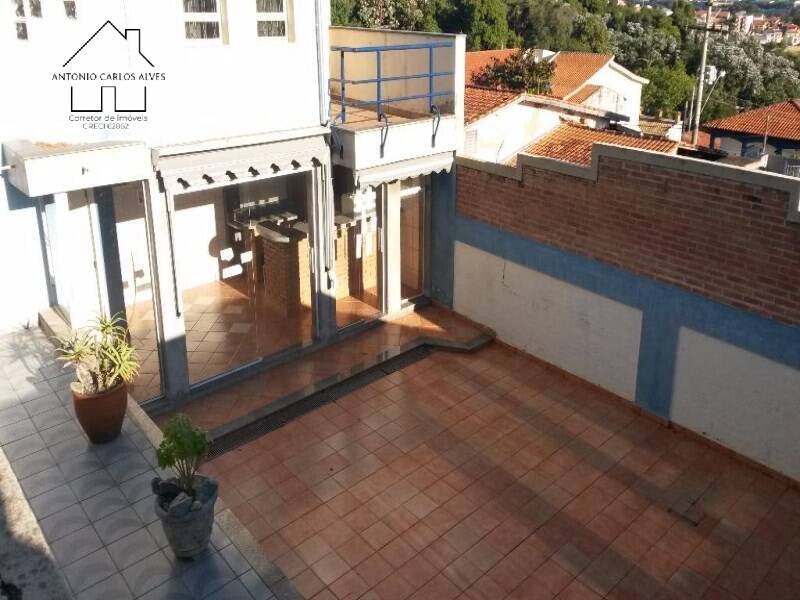 Casa à venda com 3 quartos, 250m² - Foto 7