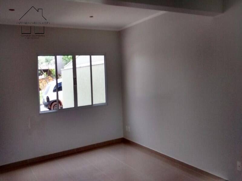 Casa à venda com 3 quartos, 180m² - Foto 5