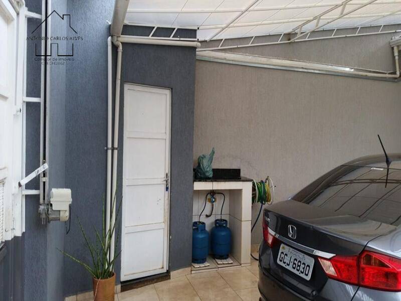 Casa à venda com 6 quartos, 325m² - Foto 26