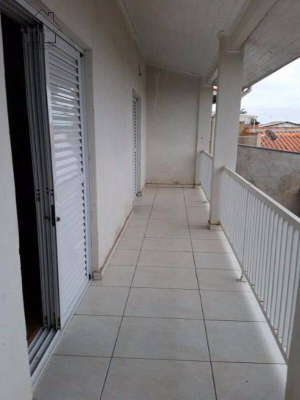 Casa à venda com 6 quartos, 325m² - Foto 15