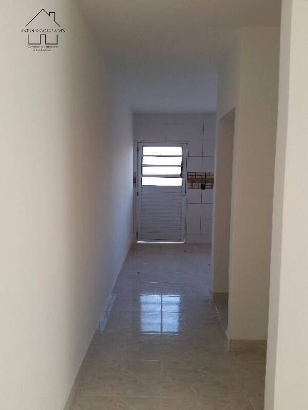 Casa à venda com 2 quartos, 56m² - Foto 16