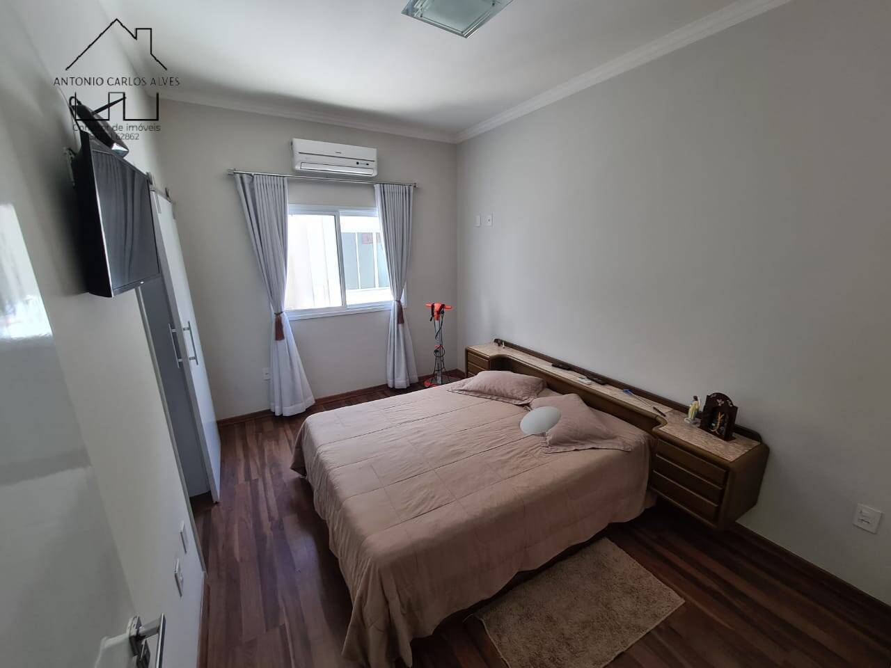 Casa à venda com 3 quartos, 360m² - Foto 9