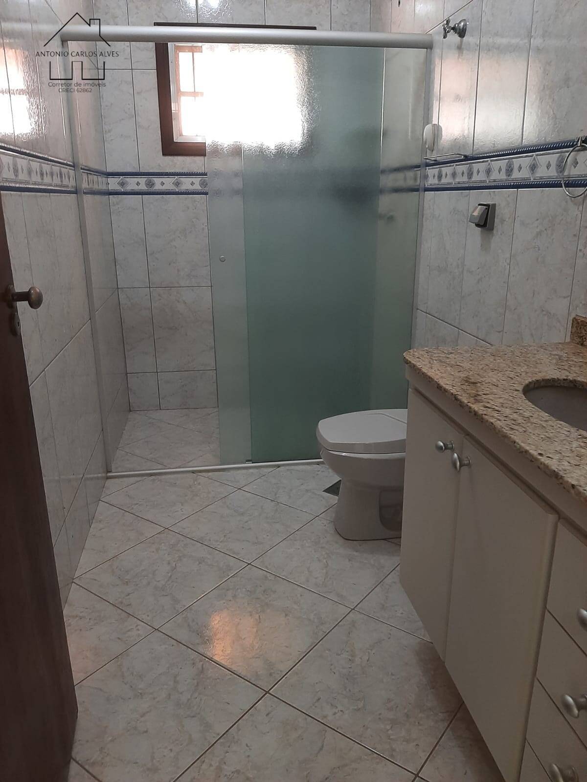 Sobrado à venda com 4 quartos, 372m² - Foto 41