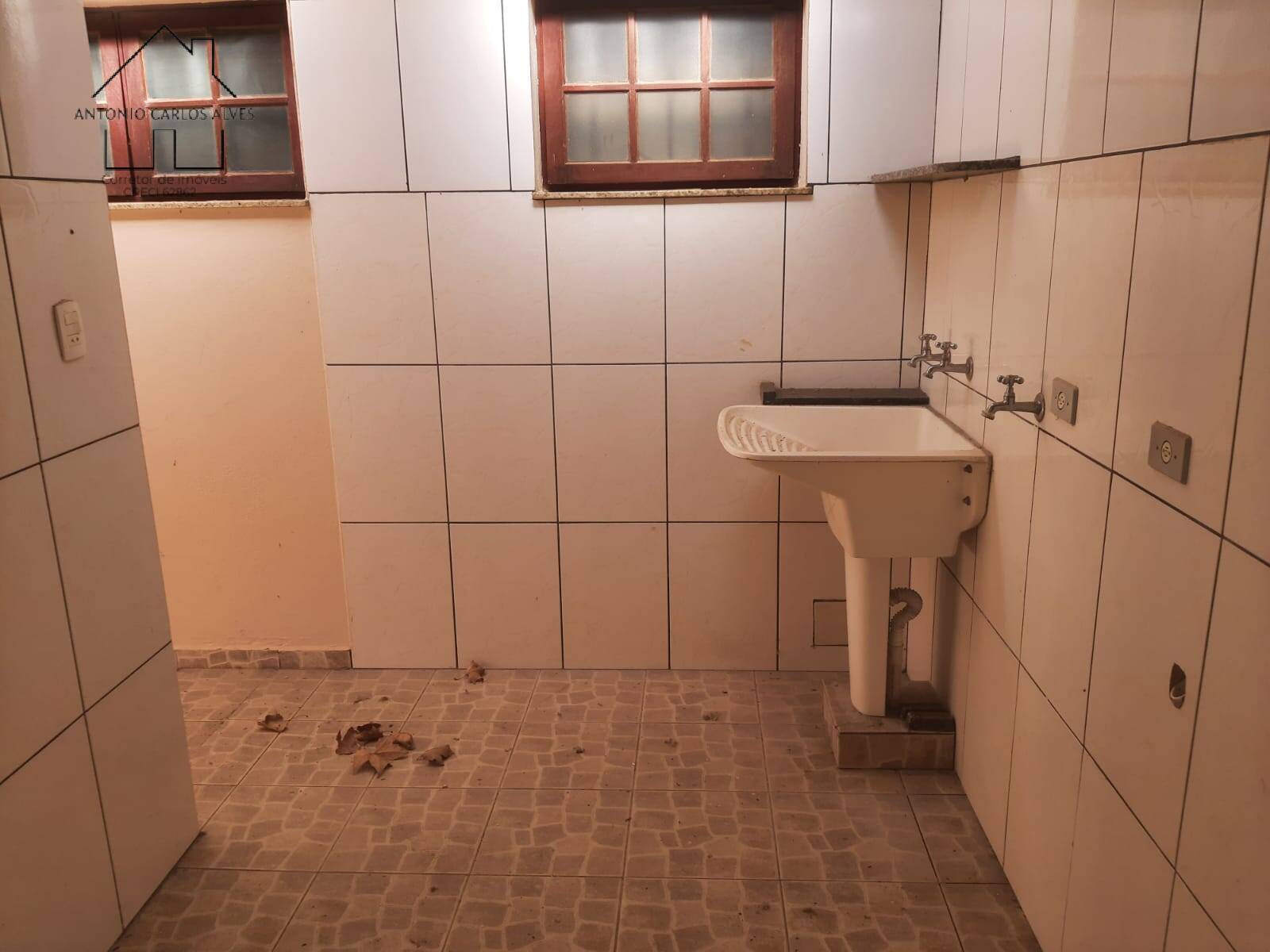 Sobrado à venda com 4 quartos, 372m² - Foto 69