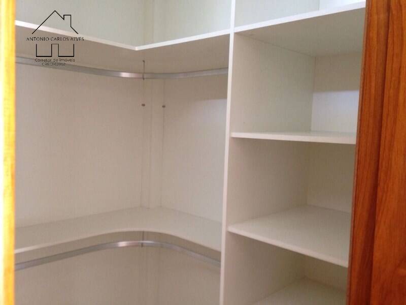 Casa à venda com 3 quartos, 200m² - Foto 13