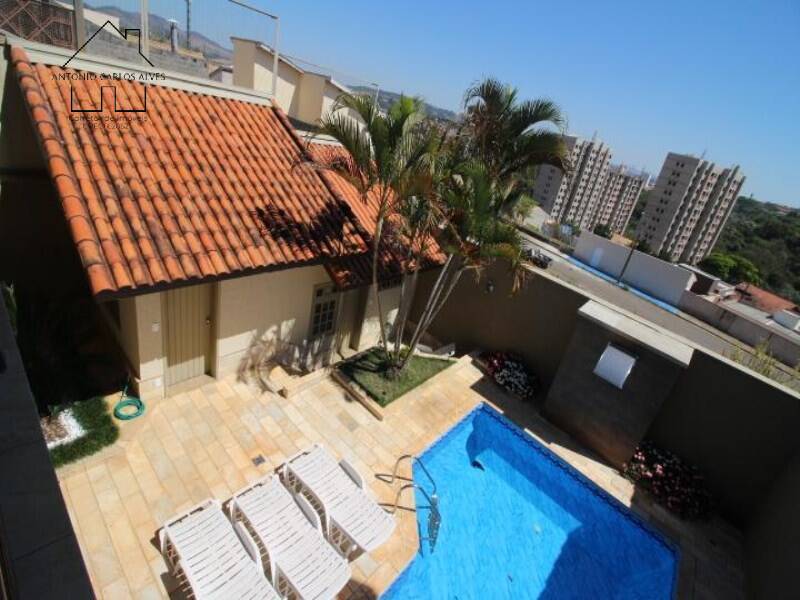 Sobrado à venda com 3 quartos, 400m² - Foto 14