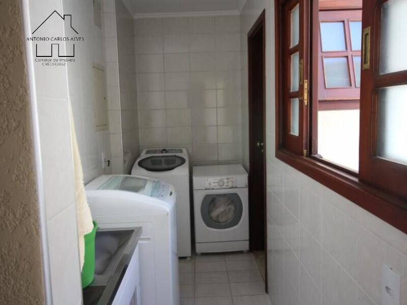 Sobrado à venda com 3 quartos, 400m² - Foto 44