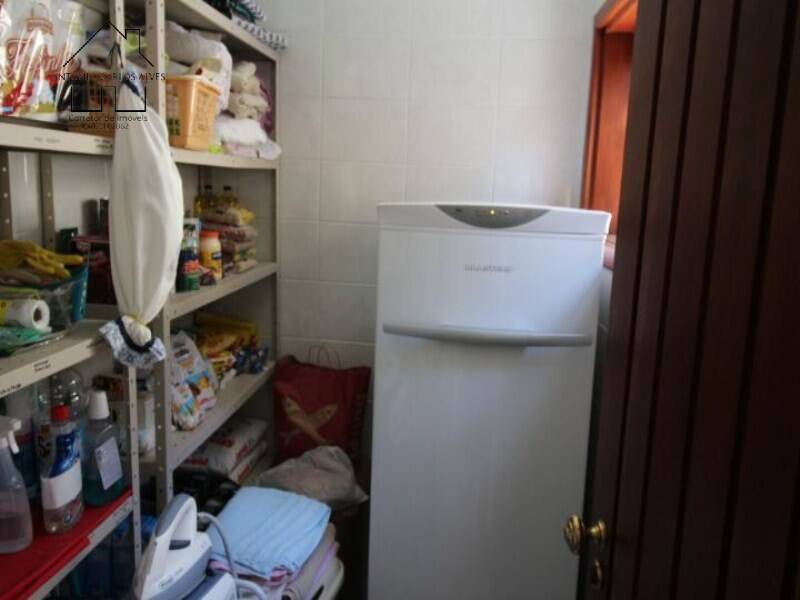 Sobrado à venda com 3 quartos, 400m² - Foto 45