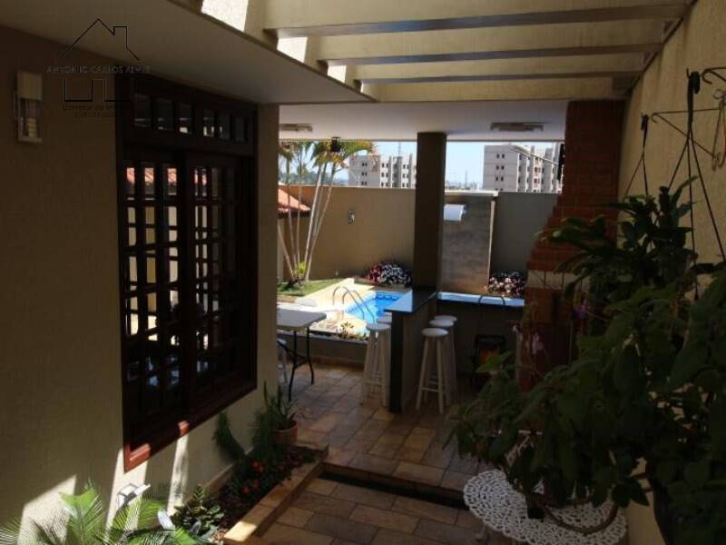 Sobrado à venda com 3 quartos, 400m² - Foto 67