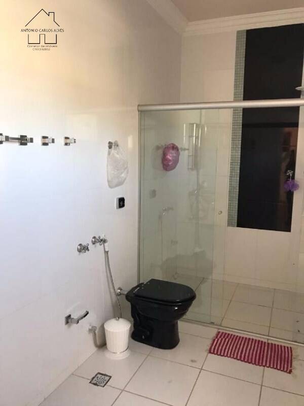 Sobrado à venda com 5 quartos, 450m² - Foto 30