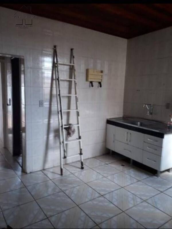 Sobrado à venda com 3 quartos, 50m² - Foto 8