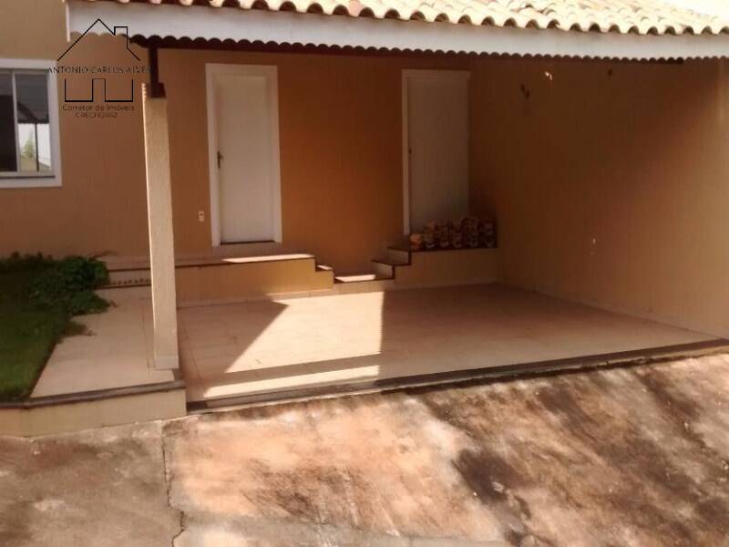 Casa à venda com 3 quartos, 180m² - Foto 3