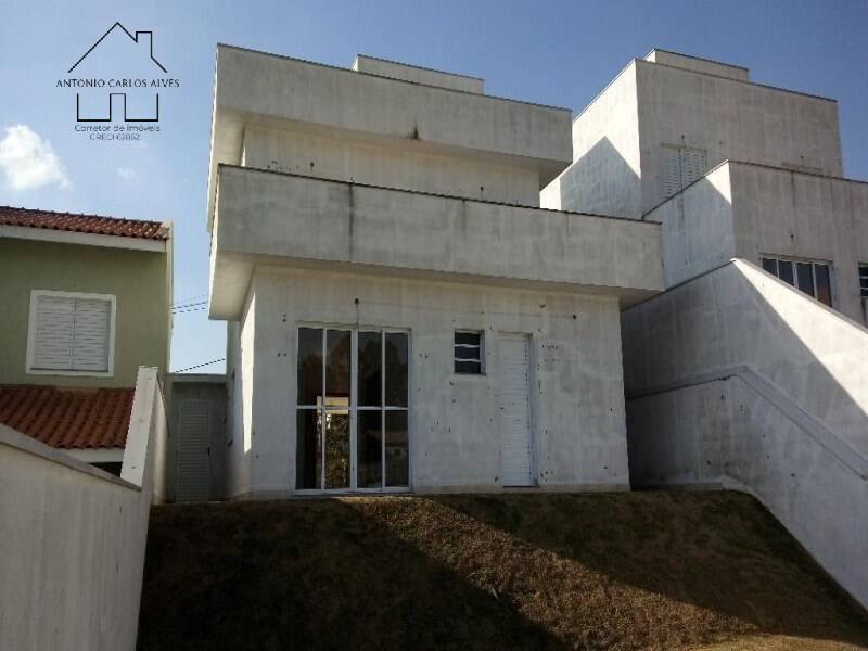 Casa à venda com 3 quartos, 180m² - Foto 2