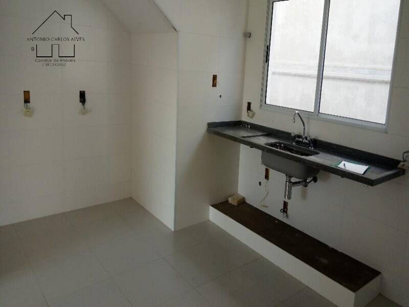 Casa à venda com 3 quartos, 180m² - Foto 15