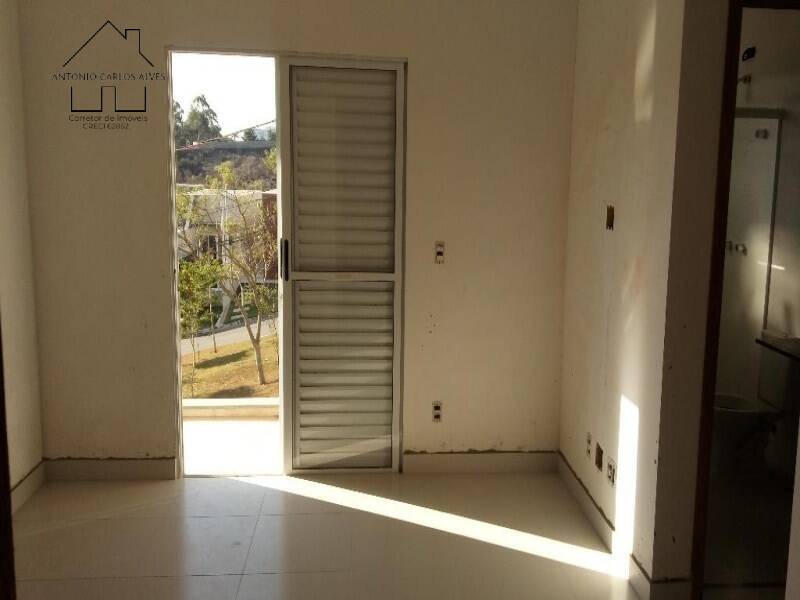 Casa à venda com 3 quartos, 180m² - Foto 23