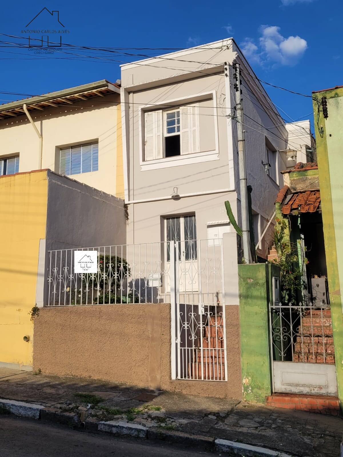 Sobrado à venda com 3 quartos, 50m² - Foto 2