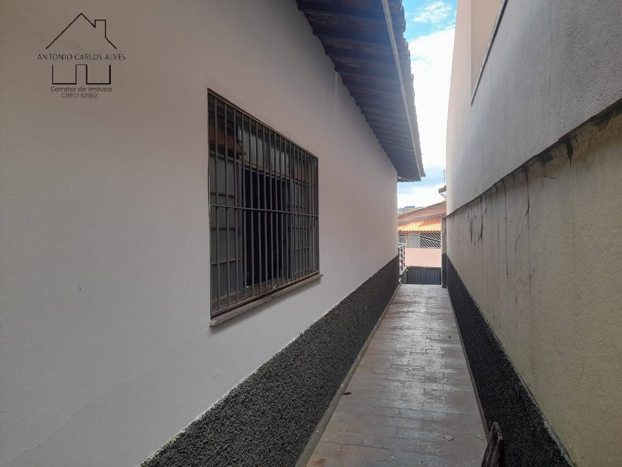 Sobrado à venda com 6 quartos, 320m² - Foto 31