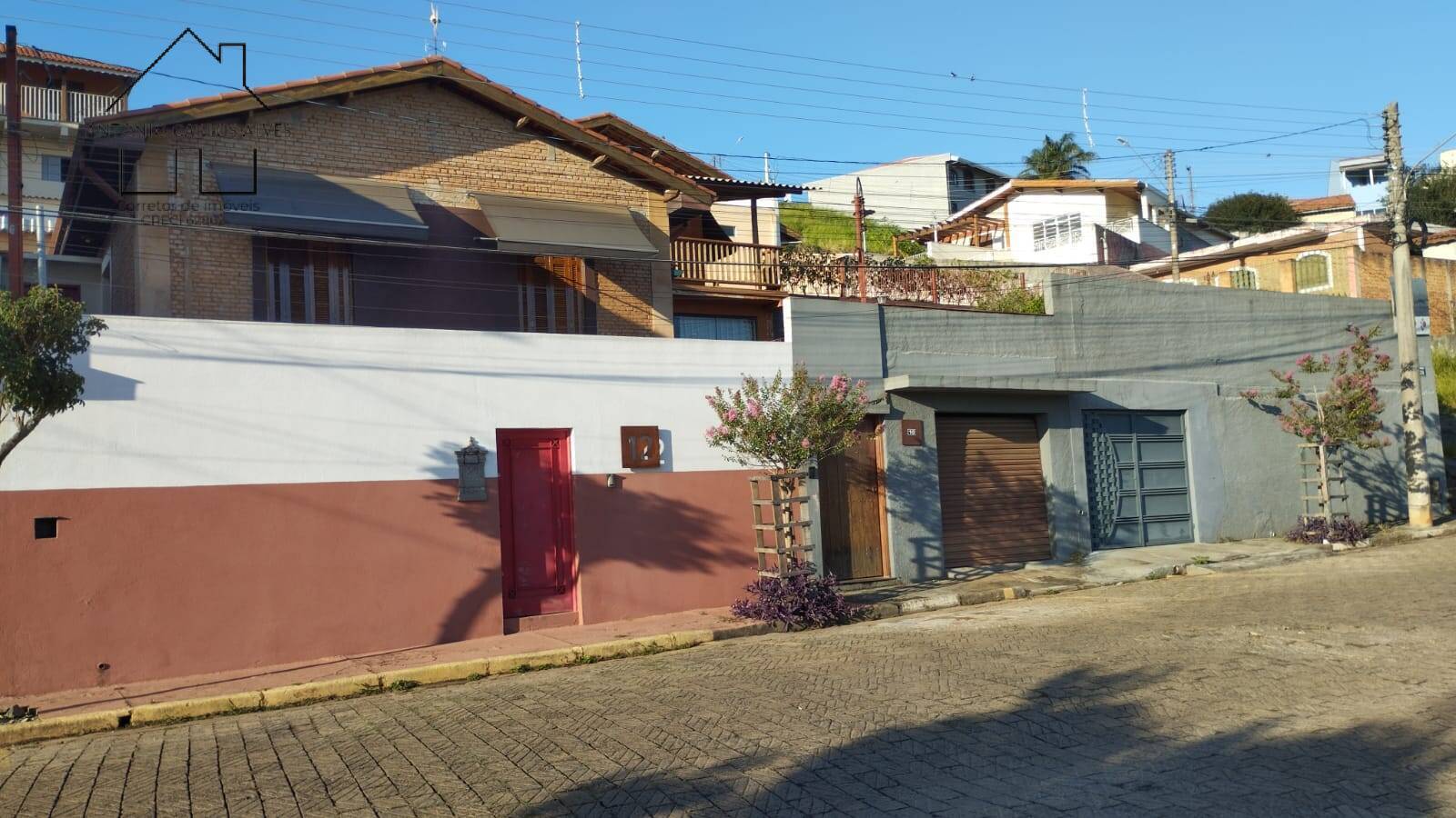 Sobrado à venda com 2 quartos, 321m² - Foto 2