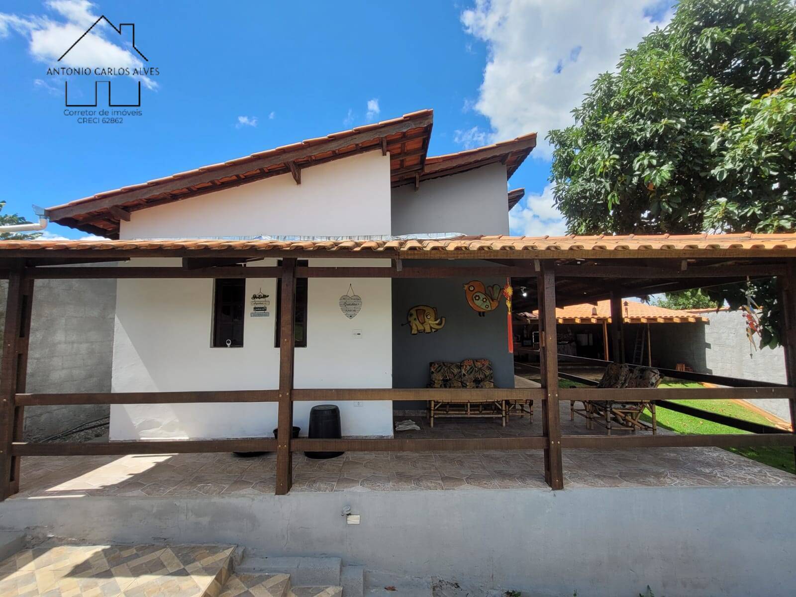 Fazenda à venda com 3 quartos, 145m² - Foto 2