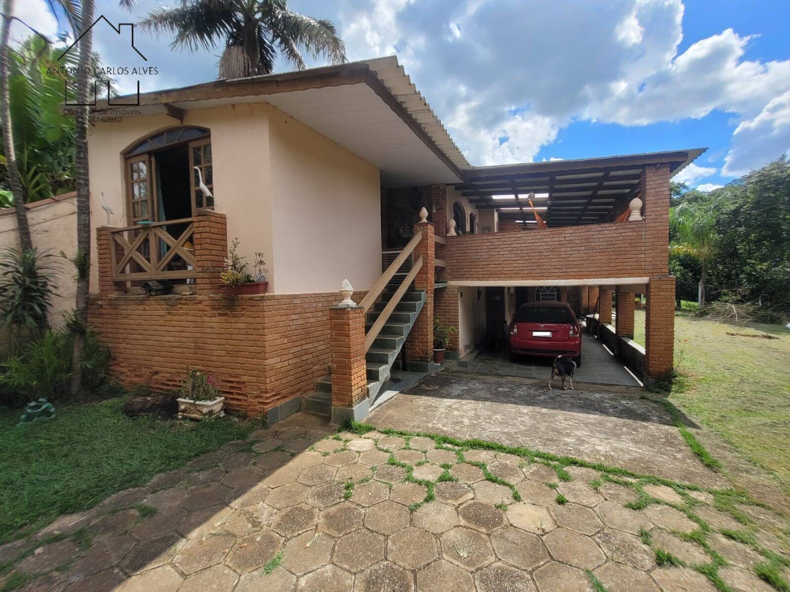 Fazenda à venda com 2 quartos, 200m² - Foto 1