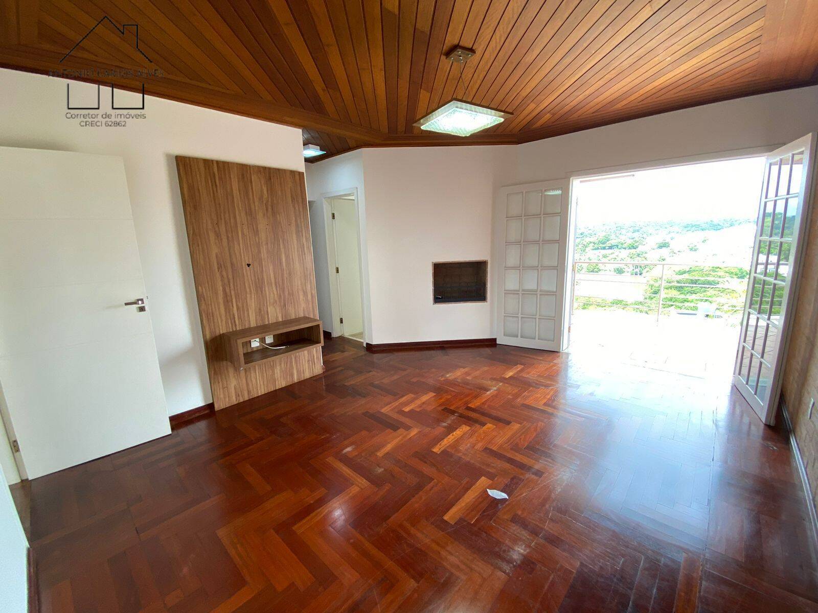 Casa à venda e aluguel com 3 quartos, 430m² - Foto 14