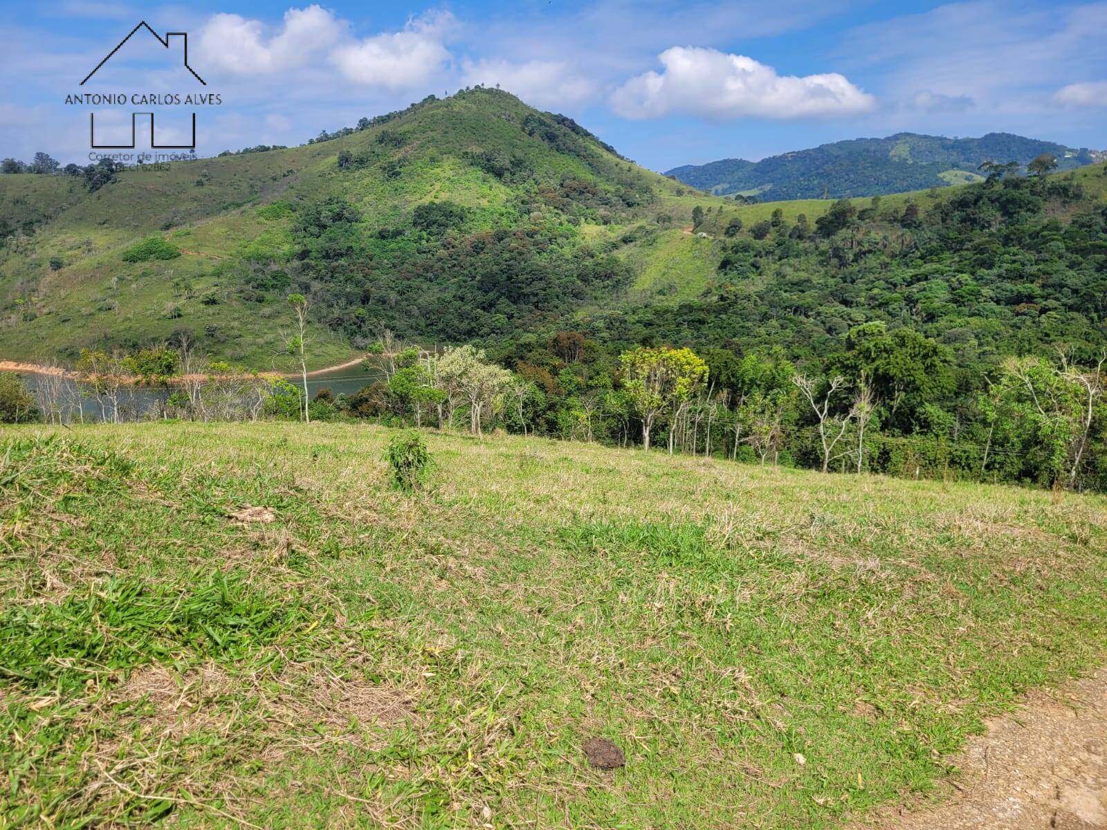 Fazenda à venda com 2 quartos, 200m² - Foto 54