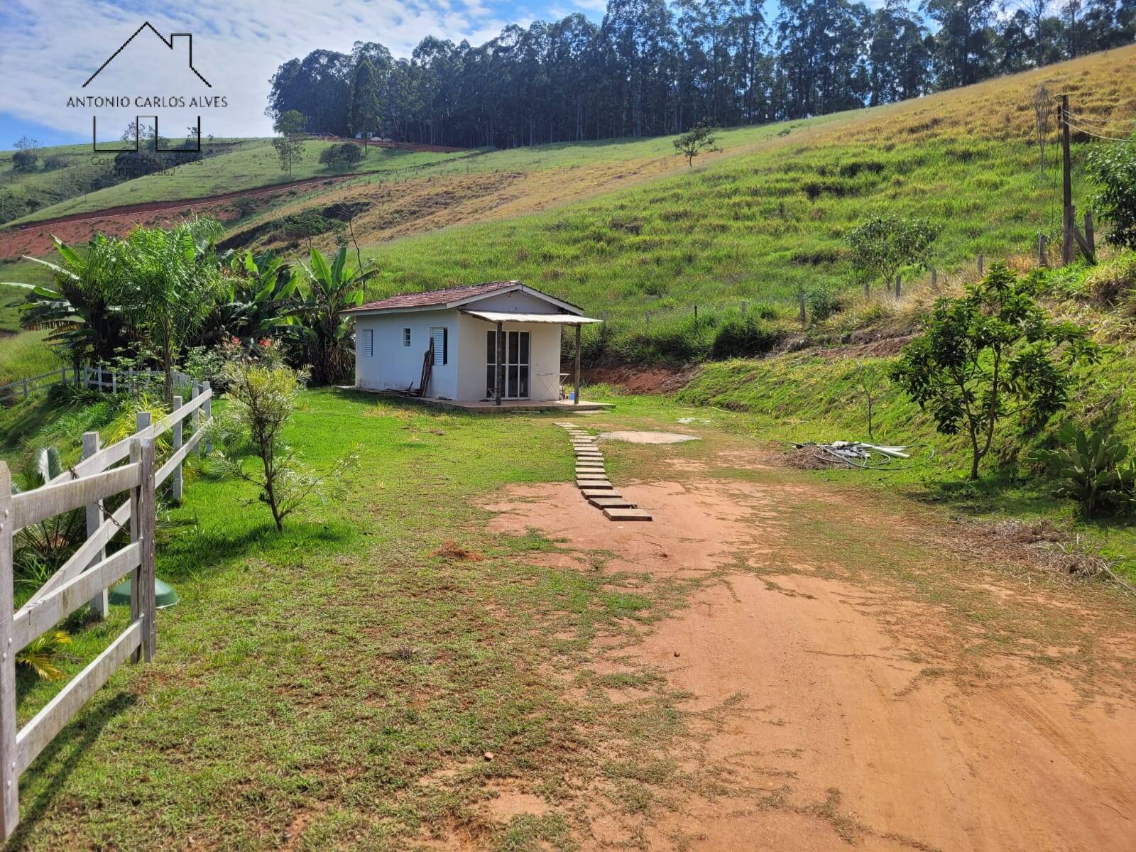 Fazenda à venda com 2 quartos, 200m² - Foto 46