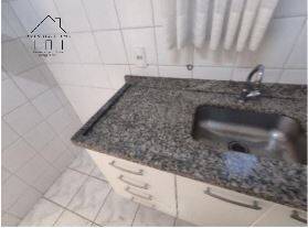 Apartamento à venda com 3 quartos, 94m² - Foto 10