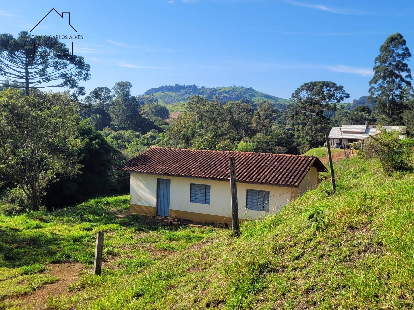 Fazenda à venda com 6 quartos, 180m² - Foto 42